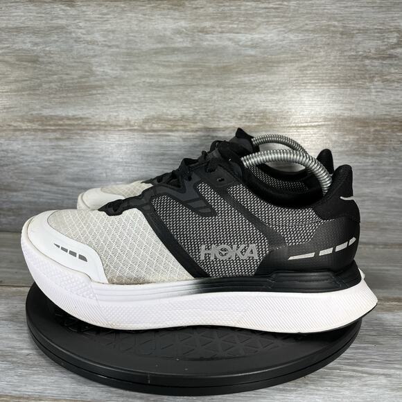 HOKA ONE ONE Woman’s Transport X Black White Running Shoes Size 9 - Picture 1 of 10